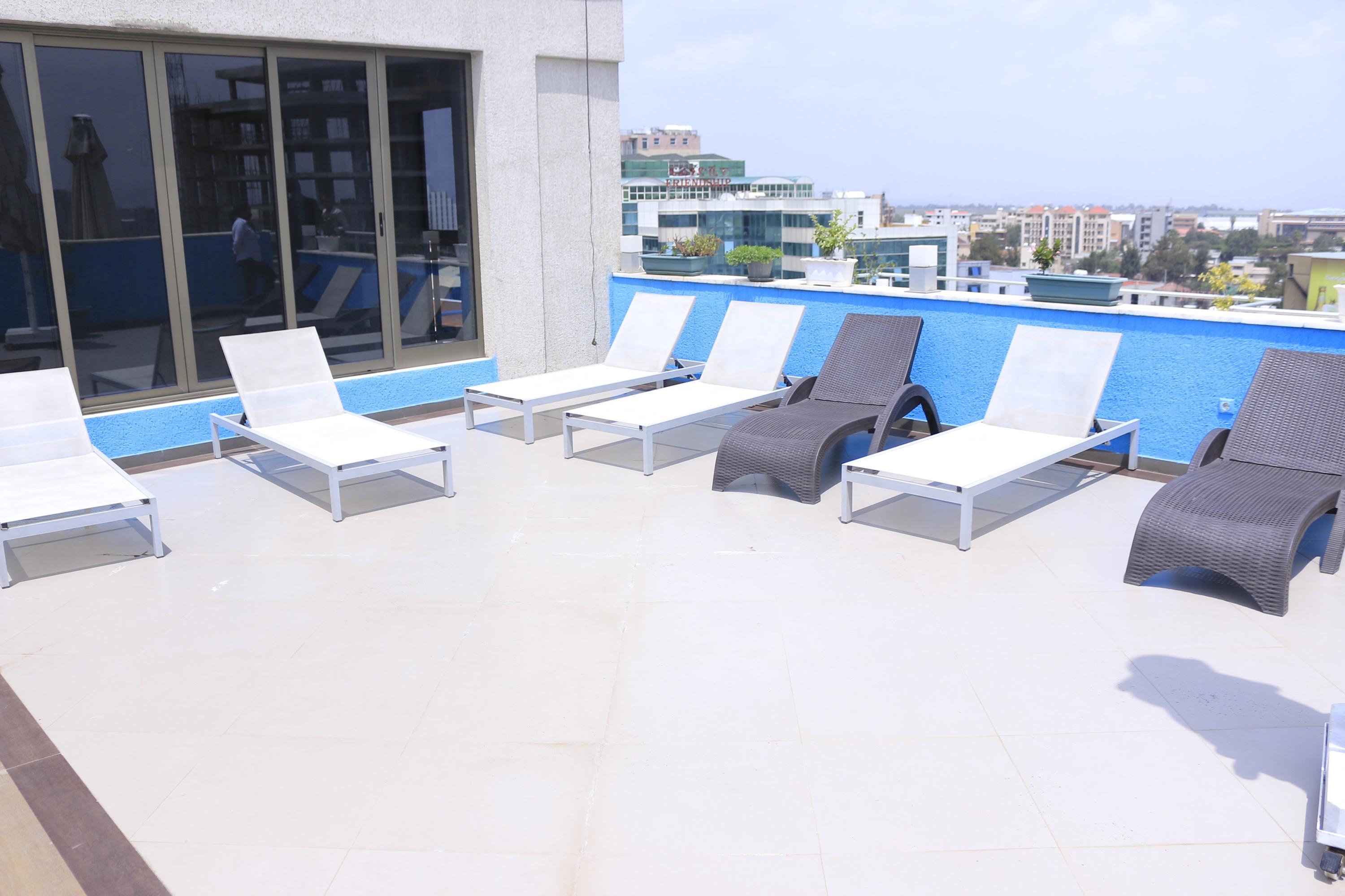 Momona Hotel Addis Ababa Exterior photo